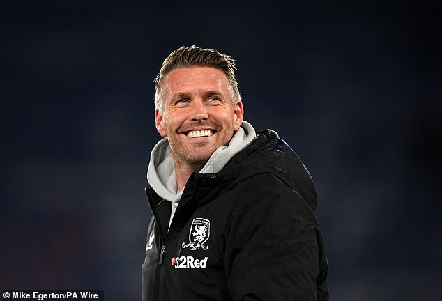 Wolves formálne pristupujú k manažérovi šampionátu, keď sa blížia náhrade Wolves sa pripravujú na formálny krok pre hlavného trénera Middlesbrough Roba Edwardsa