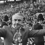 ŽIADNY manažér nikde vo futbale nemal taký vplyv na jednu hru | Futbal | Šport