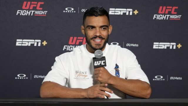 Zdieľanie karty UFC Vegas 111 s bratom má zmysel
