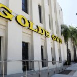 Žena z Kalifornie hovorí, že členstvo v posilňovni bolo zrušené kvôli mužovi v šatni