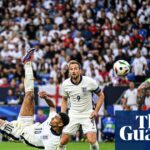 Pozrite si momenty, keď fanúšikovia Anglicka divoko oslavujú góly proti Slovensku – video