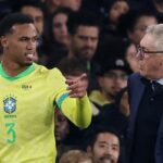 Gabriel Magalhaes sa pred štyrmi rokmi rozhodol pre účasť v brazílskej reprezentácii, keďže zranenie obrancu Arsenalu naberá nový rozmer