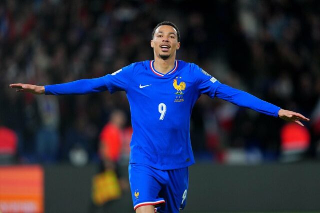 „Detský sen“ – Hugo Ekitiké pri svojom prvom góle vo „Detský sen“ – Hugo Ekitiké pri svojom prvom góle vo Francúzsku