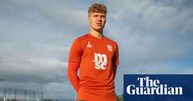 „Neporovnával by som nás“: Sindre Walle Egeli, tínedžer z Ipswichu, ktorý prekonal Haaland | Mesto Ipswich
