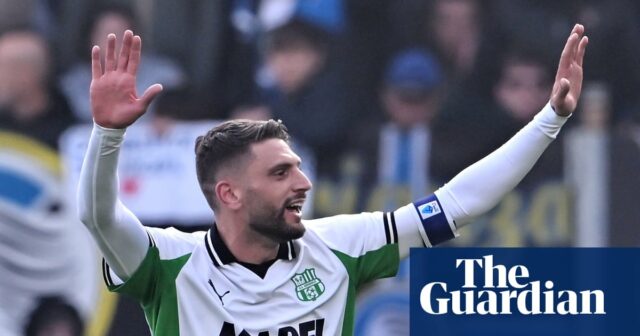 „Posledná vlajka“: Domenico Berardi vztyčuje poslednú vlajku za lojalitu vo „Posledná vlajka“: Domenico Berardi vztyčuje poslednú vlajku za lojalitu vo futbale | séria A