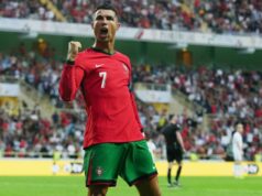 „Teraz je rovnaký“ – odhaduje bývalý tréner Portugalska, ktorý bol súčasťou kádra majstrovstiev sveta 2010, šance, že Cristiano Ronaldo vyhrá MS 2026 „Teraz je rovnaký“ – odhaduje bývalý tréner Portugalska, ktorý bol súčasťou kádra majstrovstiev sveta 2010, šance, že Cristiano Ronaldo vyhrá MS 2026