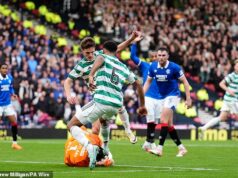 „Zámerom bolo dať mu na hlavu čižmu,“ hovorí Tavernier, keď Rangers požadujú odpovede od SFA. Hráč tímu Celtic Auston Trusty dostal žltú kartu za kopnutie Jacka Butlanda na hlavu