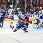 3 najmenej pôsobiví hráči Edmontonu Oilers po prehre 4:3 OT s Buffalo Sabres ft. Evan Bouchard