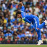 6 a von! Kuldeep Yadav ukončil masakru Dewalda Brevisa v IND vs SA 2025 2. ODI (sledovať)