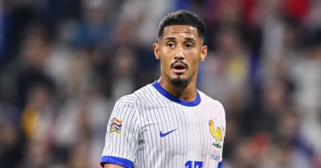 Hviezda Arsenalu a Francúzska William Lintasa. 