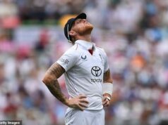 ASHES BREAKFAST: Anglický bowling to neskráti, Ben Stokes je fanúšikom rovnako ako my a je čas začať označovať túto hviezdu za jednu z najlepších na jeho strane Ben Stokes sa snažil skryť svoju frustráciu v reprezentácii všetkých fanúšikov Anglicka, ktorí to sledovali
