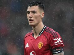 Agent Benjamina Seska hovorí v televízii, keď Man Utd poslal odkaz Benjamin Sesko