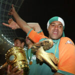 Agent sa to pokúsil predať: Ikona Bundesligy konečne získala Zlatú kopačku späť