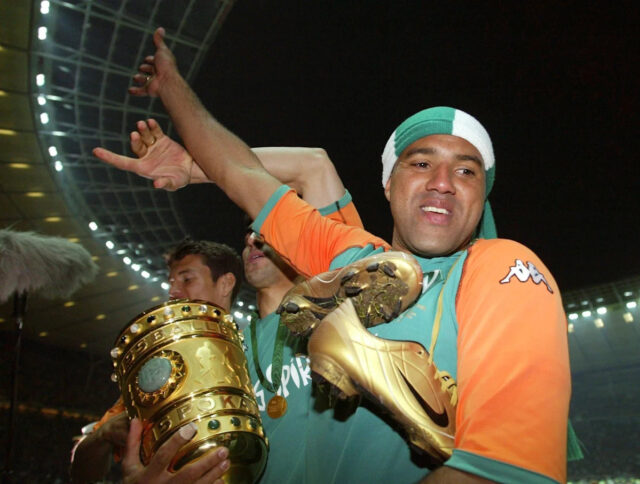 Agent sa to pokúsil predať: Ikona Bundesligy konečne získala Zlatú Agent sa to pokúsil predať: Ikona Bundesligy konečne získala Zlatú kopačku späť