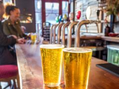 Ak Anglicko dosiahne štvrťfinále Svetového pohára, krčmy môžu nalievať pollitre do 1:00 | Futbal | Šport Ak Anglicko dosiahne štvrťfinále Svetového pohára, krčmy môžu nalievať pollitre do 1:00 | Futbal | Šport