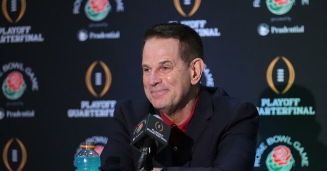 Ako Curt Cignetti formoval Indianu do obľúbenej Rose Bowl
