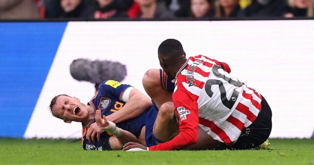 Aktualizácia zdravia Dana Burna po tom, čo sa hviezda Newcastlu Aktualizácia zdravia Dana Burna po tom, čo sa hviezda Newcastlu snažila dýchať | Futbal | Šport