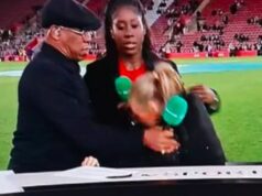 Aktualizácia zdravotného stavu Laury Woods ako vyhlásenie vydané po tom, čo moderátor skolaboval v televízii | Futbal | Šport Aktualizácia zdravotného stavu Laury Woods ako vyhlásenie vydané po tom, čo moderátor skolaboval v televízii | Futbal | Šport