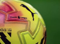 Aký futbal môžem sledovať na Boxing Day v britskej televízii? Živé zápasy Premier League a Championship Detailný záber na loptu Premier League.