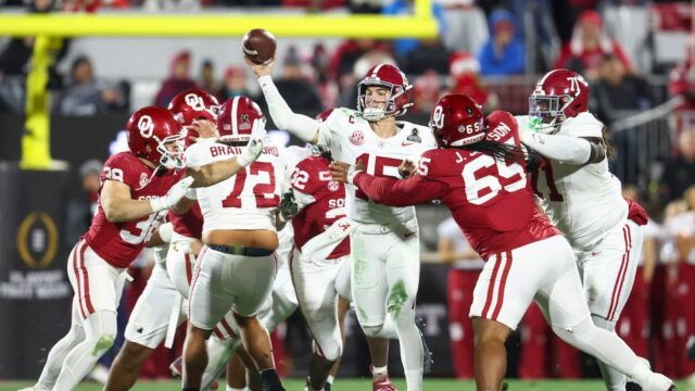 Alabama porazila Oklahomu v comebacku CFP
