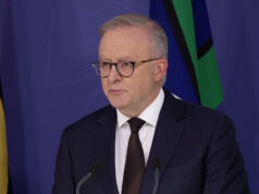 Albánsky premiér označil streľbu na Bondiho za „pohoršenie“ a prisľúbil, že prehodnotí zákony o zbraniach | Kriminalita Albánsky premiér označil streľbu na Bondiho za „pohoršenie“ a prisľúbil, že prehodnotí zákony o zbraniach | Kriminalita