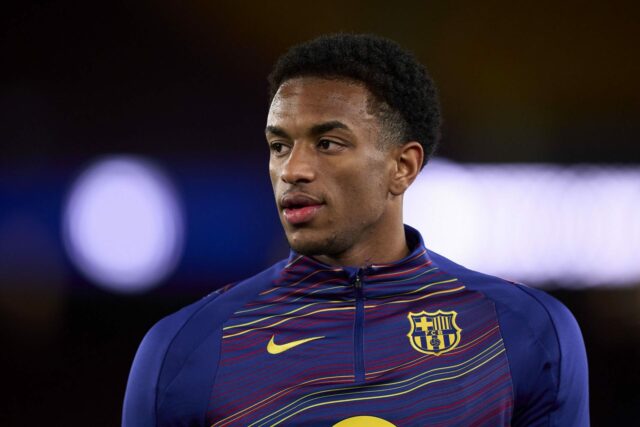 Alejandro Balde tvrdí, že Barcelona má hráča, ktorý patrí na Alejandro Balde tvrdí, že Barcelona má hráča, ktorý patrí na jeho pozícii medzi najlepších hráčov na svete