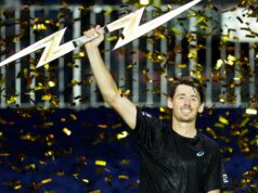 Alex de Minaur zbiera obrovské finančné prostriedky, keď opäť vyhráva UTS Grand Final Alex de Minaur zbiera obrovské finančné prostriedky, keď opäť vyhráva UTS Grand Final