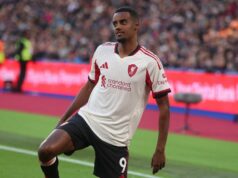 Alexander Isak „rád je sám“ ako tím Liverpoolu reaguje | Futbal | Šport Alexander Isak „rád je sám“ ako tím Liverpoolu reaguje | Futbal | Šport