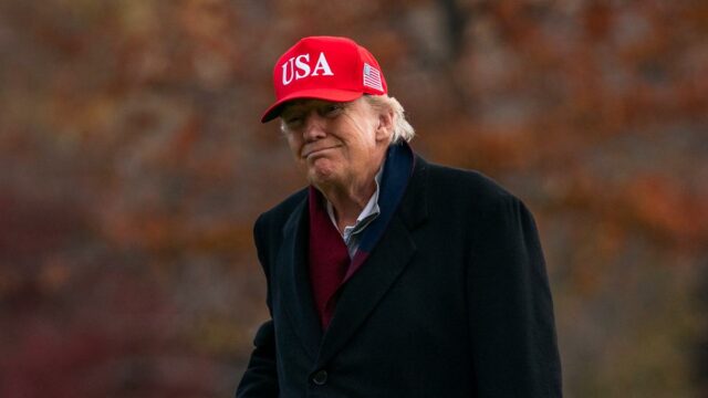 Americký prezident Donald Trump sa v piatok zúčastní na žrebovaní Americký prezident Donald Trump sa v piatok zúčastní na žrebovaní finále majstrovstiev sveta vo futbale: Biely dom