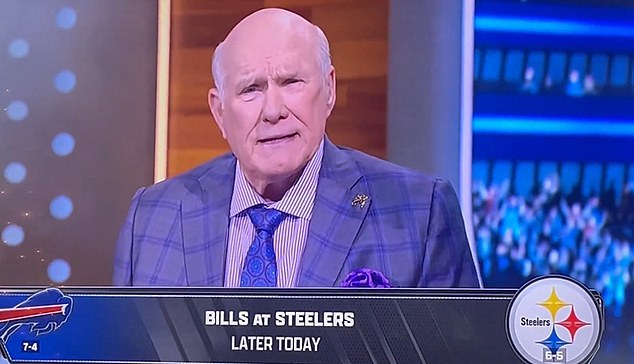 Analytik NFL Terry Bradshaw, 77, mätie divákov najnovším vysielaním: 'Ako Terry Bradshaw v nedeľu opäť nechal divákov ohromených jeho najnovším vysielaním