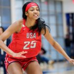 CHICAGO, ILLINOIS – 3. SEPTEMBER: Angel Reese č. 5 z Chicago Sky dribluje s loptou proti Connecticut Sun vo Wintrust Arena 3. septembra 2025 v Chicagu, Illinois. (Foto: Geoff Stellfox/Getty Images) Chicago Sky vs Indiana Fever – Zdroj: Gett