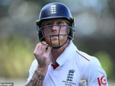 Anglicko na pokraji najrýchlejšej kapitulácie Ashes od roku 1921, keď Pat Cummins a Nathan Lyon postavili Austráliu na pokraj víťazstva Strana Bena Stokesa je na pokraji vyrovnania najrýchlejšej kapitulácie Ashes v Anglicku od roku 1921