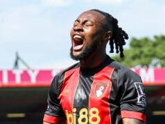 Antoine Semenyo povedal, že 65 miliónov libier „vyhovuje“ dvom Prem klubom, keďže Man Utd a Liverpool sa vznášajú Dobrá forma Antoina Semenya si vyslúžila spojenie s prestupom do Manchestru United.