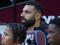 Arne Slot má pravdu, keď pre svoje dobro zvrhne Mohameda Salaha – ale on sa s ranou vráti Mo Salah na londýnskom štadióne