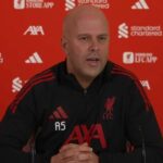 Arne Slot vysvetľuje reakciu Mo Salaha na urážku Liverpoolu a potvrdzuje dátum odchodu | Futbal | Šport