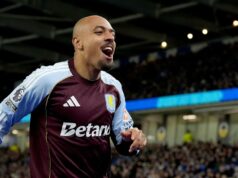 Arsenal by mohol strašiť bývalý hráč Arsene Wenger, ktorý sa predal len za 540 000 libier Donyell Malen z Aston Villy oslavuje strelený gól