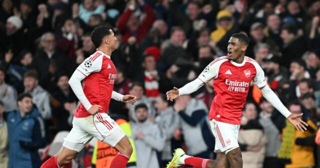 Arsenal čelí zraneniu Cristhian Mosquera, ako vysvetlili William Saliba a Cristhian Mosquera a William Saliba