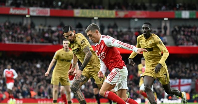 Daniel Munoz zrejme vynechá štvrťfinále Crystal Palace Ligového pohára s Arsenalom