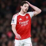 Arsenal po strašidelnom momente dostal podporu kvôli zraneniu Declana Ricea pre Aston Villu | Futbal | Šport