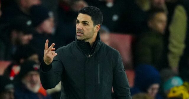 Tréner Arsenalu Mikel Arteta