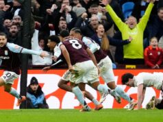 Arsenal uštedril úder kladivom od Aston Villy, keď pár Gunners bol v súboji o titul strašne slabý Arsenal uštedril úder kladivom od Aston Villy, keď pár Gunners bol v súboji o titul strašne slabý