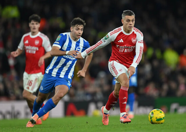 🚨 Arsenal vs Brighton XI: Martinelli, Eze a Lewis-Skelly na lavičke!

