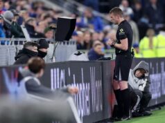 Arsenal vydal „zrejmý“ verdikt o penaltách, ako sa vysvetľuje rozhodnutie VAR po bizarnom prestupe Evertonu Arsenal vydal „zrejmý“ verdikt o penaltách, ako sa vysvetľuje rozhodnutie VAR po bizarnom prestupe Evertonu