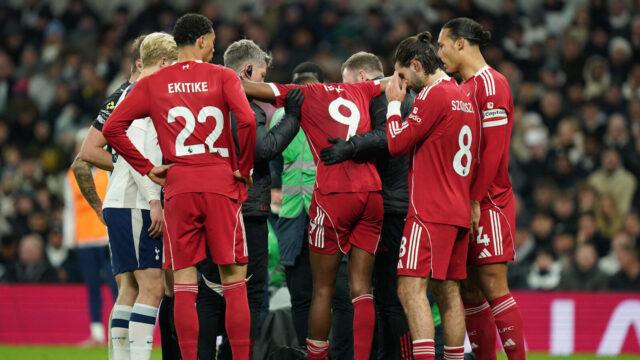 Aston Villa vs Manchester United: Manchester United opustil Rue zmeškané príležitosti v porážke
