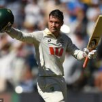 Pokiaľ ide o drámu Ashes, austrálska hviezda Alex Carey to robí jednoznačne lepšie ako väčšina (na obrázku po jeho storočí v Adelaide počas tretieho testu Ashes)