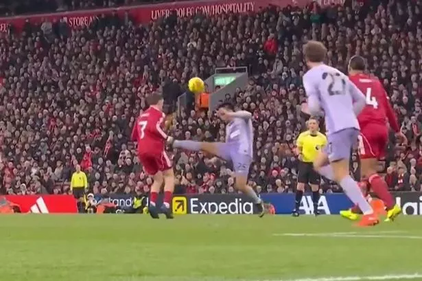 BREAKING: Premier League vysvetľuje kontroverzné rozhodnutie o červenej karte v BREAKING: Premier League vysvetľuje kontroverzné rozhodnutie o červenej karte v Liverpoole vs Brighton