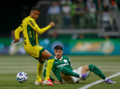 Ballon D’OneFootball: krajný obranca podieľajúci sa na 22 góloch, skončil 6. 🎖️ Ballon D'OneFootball: krajný obranca podieľajúci sa na 22 góloch, skončil 6.