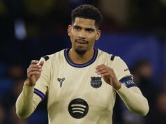 Barcelona vs Espanyol — Ronald Araujo sa vracia do tréningu pred katalánskym derby Barcelona vs Espanyol — Ronald Araujo sa vracia do tréningu pred katalánskym derby