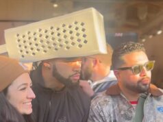 Bears quarterback Caleb Williams sa naposledy smeje nad Packersom pri komunitnej práci v Chicagu Bears quarterback Caleb Williams bol videný rozdávať jedlo v klobúku na strúhadle syra