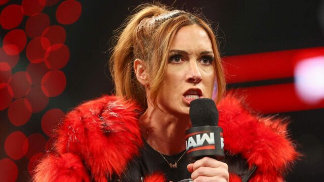 Becky Lynch pred svadbou brutálne trolluje 28-ročnú hviezdu Becky Lynch pred svadbou brutálne trolluje 28-ročnú hviezdu